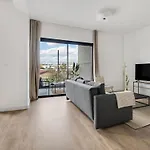 Sanders Crystal 2 Pensiune Limassol