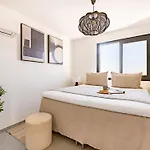 Pensiune Sanders Crystal 2 4*