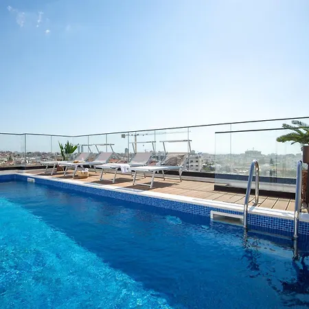 Sanders Crystal 2 Guest house 4*