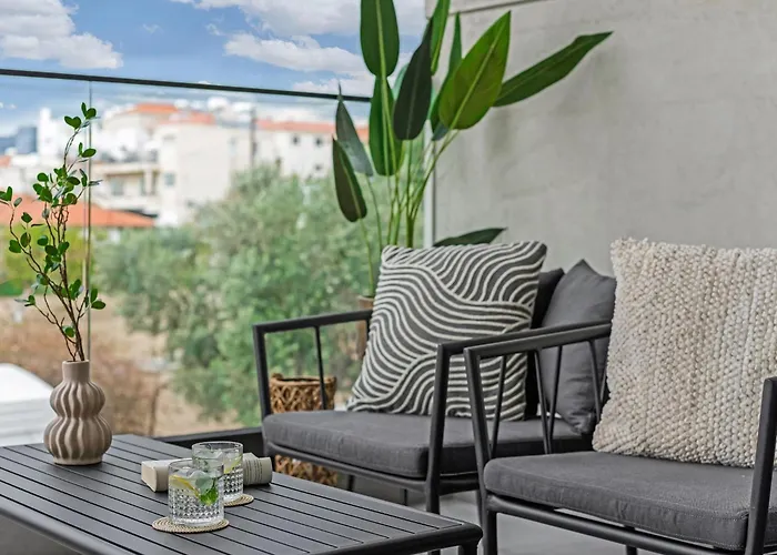 Sanders Crystal 2 Limassol