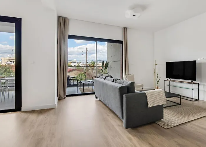 Sanders Crystal 2 Pensiune Limassol