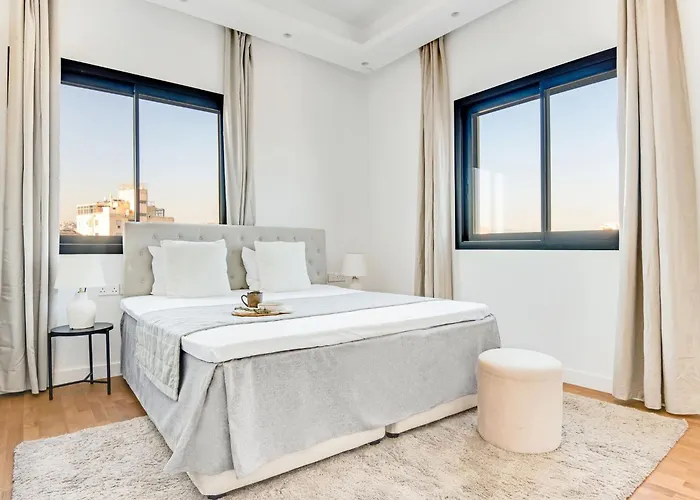 Pensión Sanders Crystal 2