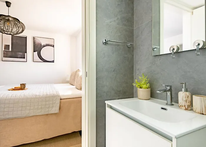 Sanders Crystal 2 4* Limassol